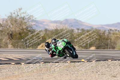 media/Dec-06-2025-CVMA (Sat) [[4a896cc04c]]/Race 8- Formula 40 MW and LW/